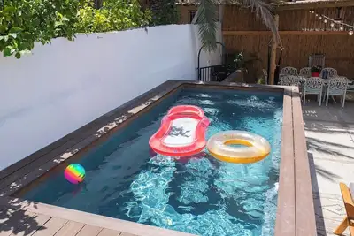 Image de Port City Haifa-Downtown Urbn Oasis w Heated Pool