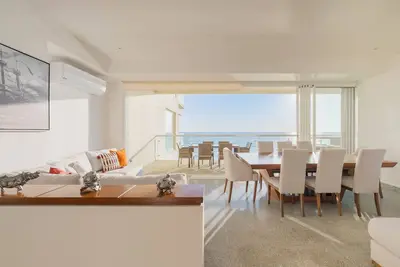 Image de 3bdr Ocean front luxury Apt in Acapulco Diamante