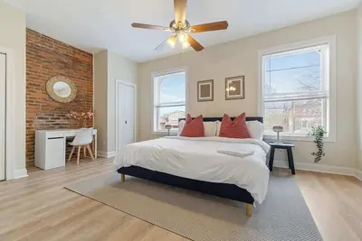 Image de East End Pittsburgh 4 Bedroom Getaway