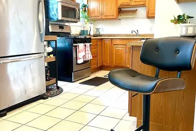 Image de Rare Townhouse 4 minutes to beach in Historic Town