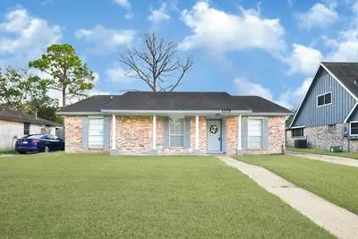 Image de 3-bedroom house in pleasant Meadows Place. Stafford, Tx. Easy access to Us 59.