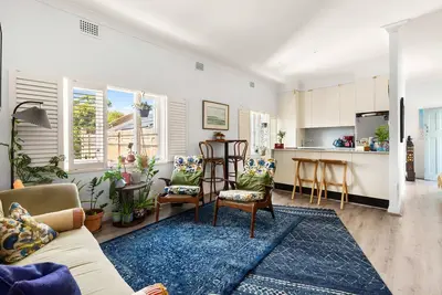 Image de Sunlit Darlinghurst Rooftop Retreat