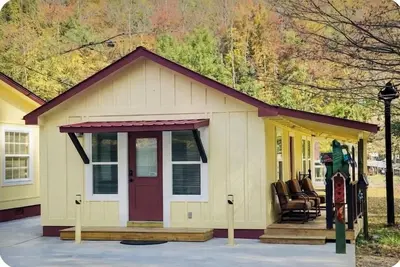 Image de Chattahoochee Bungalow downtown Helen, Georgia