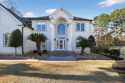 Image de Beautiful 5-bedroom home in Evans within walking distance of Evans Towne Center