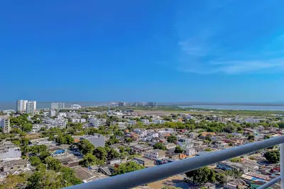 Image de Vista 17: Modern Apt - 5min from Ctg Airport