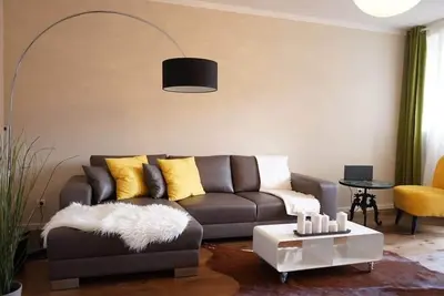 Stylish New City Apartment