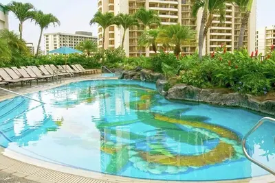 Image de Waikiki 1br Retreat at Kalia Suites – Full Kitchen, Walk to Beach & Ala Moana