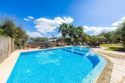 Image de Maison de campagne du XVIIIe siècle à Majorque, climatisation et wifi