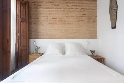 Image de ⭐️New⭐️ Patio A House. Walk to Beach, port & Met