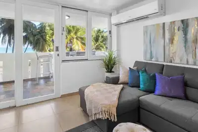 Image de 2-bedroom Beach Front Apartment in Luquillo