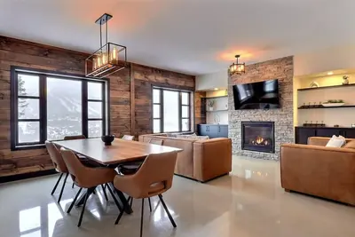 Image de Condos Monts-Valin - 51, rue du Sommet (Valinouët)