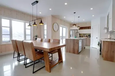 Image de Condos Monts-Valin - 47, rue du Sommet (Valinouët)