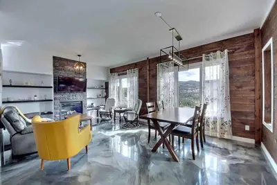 Image de Condos Monts-Valin- 203, rue du Massif (Valinouët)