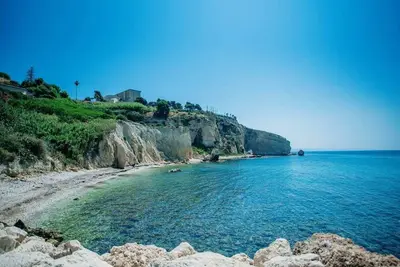 Image de La Luna sul Porto by Biddizzi Rari - at the port, near the sea and the center