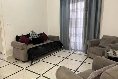 Image de A 15 minutes du bord de l eau, proche de restaurant, cafe, ideal pour les familles