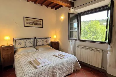 Image de Podere Sole - “Alba” - Private apartment in a farmhouse with vineyards and nature in Tuscany