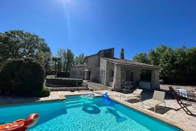 Image de Superbe villa en pierre au cœur du Pays de Fayence