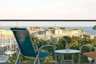 Image de 2 Bed - Leeward House by Pureserviced