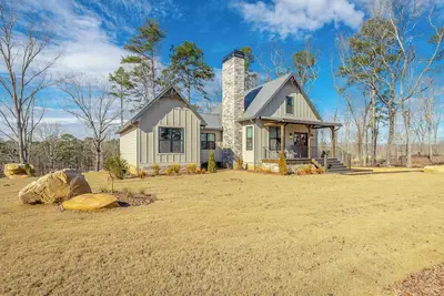 Image de New 4br Cabin Lookout Mountain! Amazing view, Trails, Hiking, Fishing, Hiking