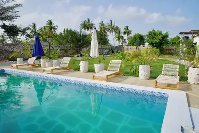 Image de Leslie’s retreat