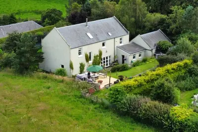 Image de Spacious Scottish Borders House with Hot Tub