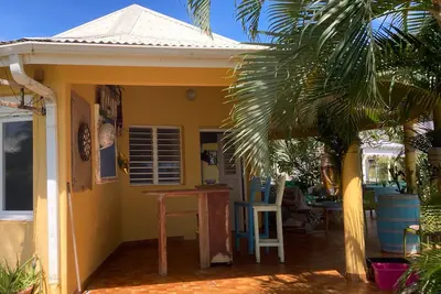 Image de Villa avec jardin face à la mer