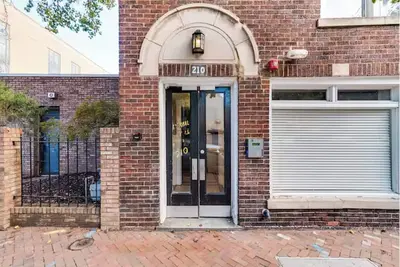 Image de East Clay Street Lofts Apt 1 - Convention Center