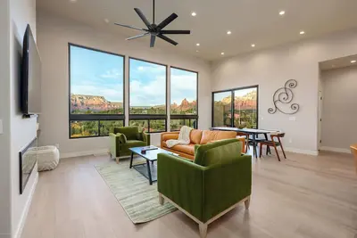 Image de Red Sky on Caballo Dr. - Great Views & Central