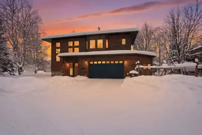 Image de 2br/2ba home in Anchorage’s historic South Addition near downtown