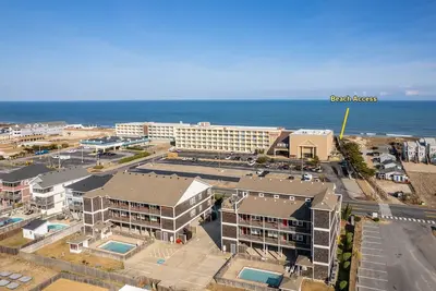 Image de Ohana: Semi-Oceanfront Condo, Community Pool, Easy Beach Access