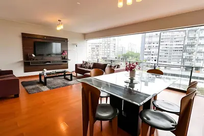 Image de Centrally located apartment with sea view in Malecon Balta - Miraflores