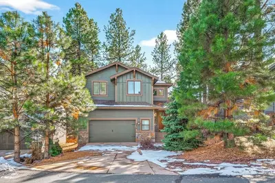 Image de Luxury 3-bedroom +den house with Ac among Ponderosa pines Flagstaff