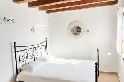 Image de Borgo 26 Guest House dans le parc de Cinque Terre, Liguria. 15' de La Spezia