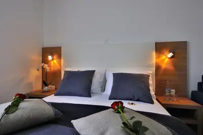 Image de Appartement d'une chambre avec la terrasse et la vue sur le mer Zadar (A-24099-a)