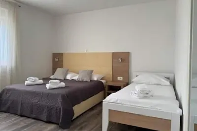Image de Appartement d'une chambre avec le balcon et la vue sur le mer Zadar (A-24099-c)