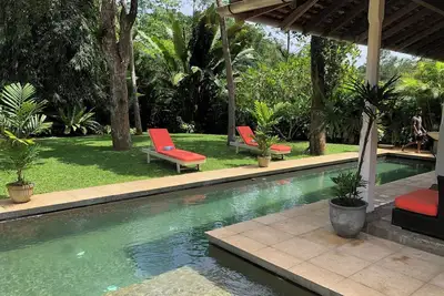 Image de 3 Bedroom Family Friendly Villa with Pool and Garden in Unawatuna