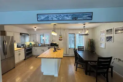 Image de Peaceful 3-bedroom home in Chugiak perfect for relaxing stays