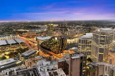 Image de Darling Harbour 3br Sky Apt | Pool | Parking | City Views