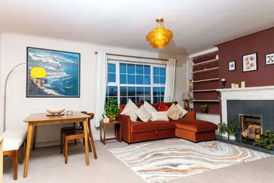 Image de Bright and quiet 2bdr flat with private parking