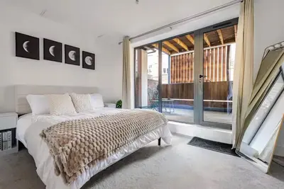 Image de Modern Hackney Apartment| with Lift & Patio
