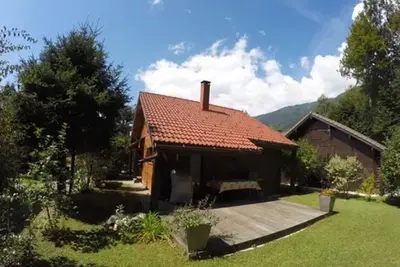 Image de Chalet « 7p Confort - Le Refuge » avec vue montagne, terrasse privée et Wi-Fi