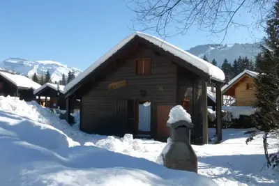 Image de Chalet « 4p Simple - La Gélinotte » : Vue Montagne, Terrasse Privée et Wi-Fi
