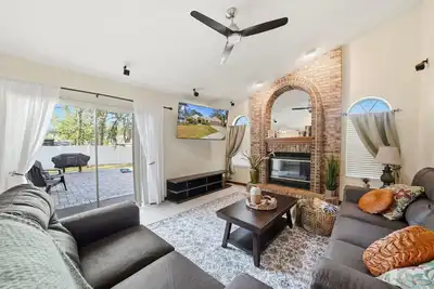 Image de Grandma’s Cozy Retreat | 2 Kings•Pool Table•Grill