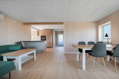 Image de Renovated beach house with unique location