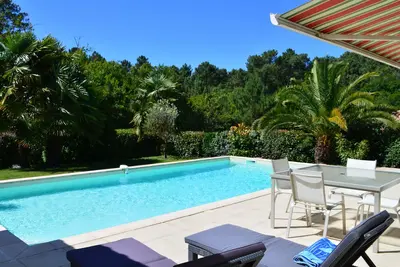 Image de Golf de Biscarrosse Ville Contemporaine près du grand Lac