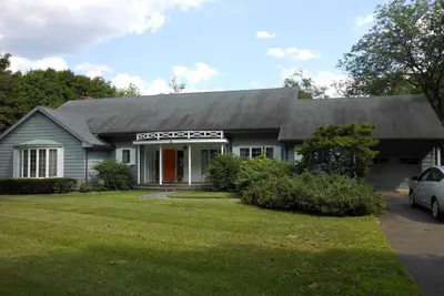 Image de Charming 4-bedroom house in gorgeous Ellington with Ac