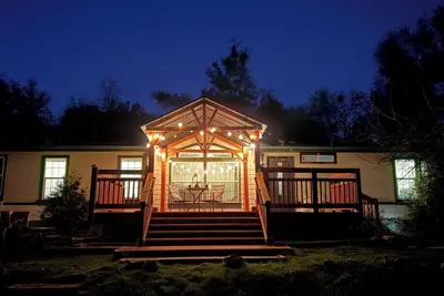 Image de Peaceful Deck! Yosemite | Creekside Cottage