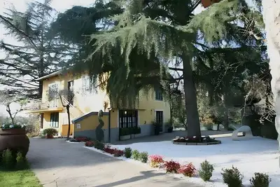 Image de Villa « Casetta Nel Bosco » avec piscine privée, Wi-Fi et climatisation