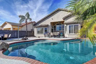 Beautiful 4 Bdrm Golf Course Property w/Pool!