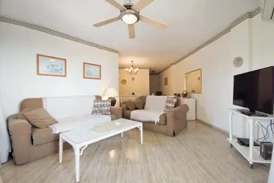 Image de Modern Apartment w/ Sea Views & Pool Access